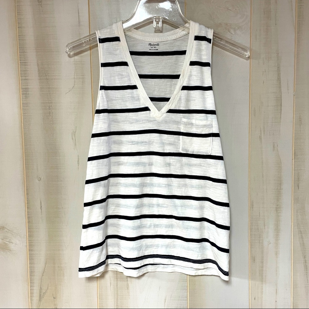 Madewell White And Navy Cotton Stripe Tank Top Sz XS Sleeveless V neck